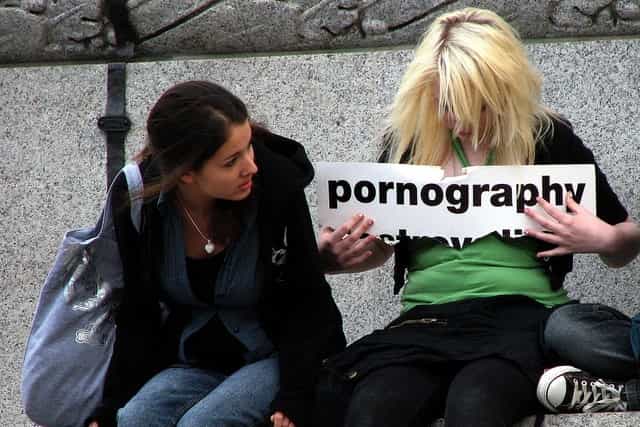 Pornografía ya es ilegal